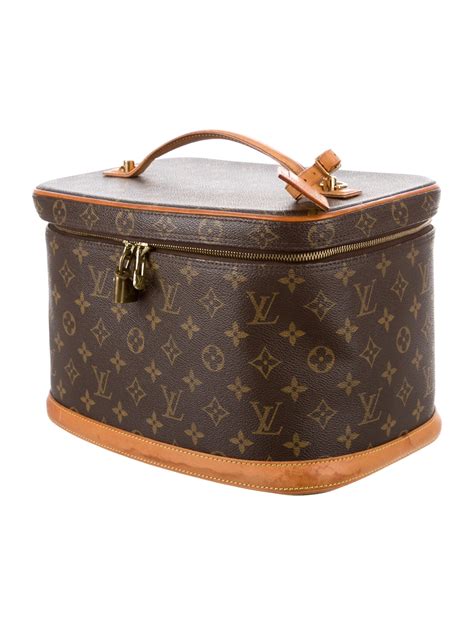 louis vuitton makeup bag price|louis vuitton hard makeup case.